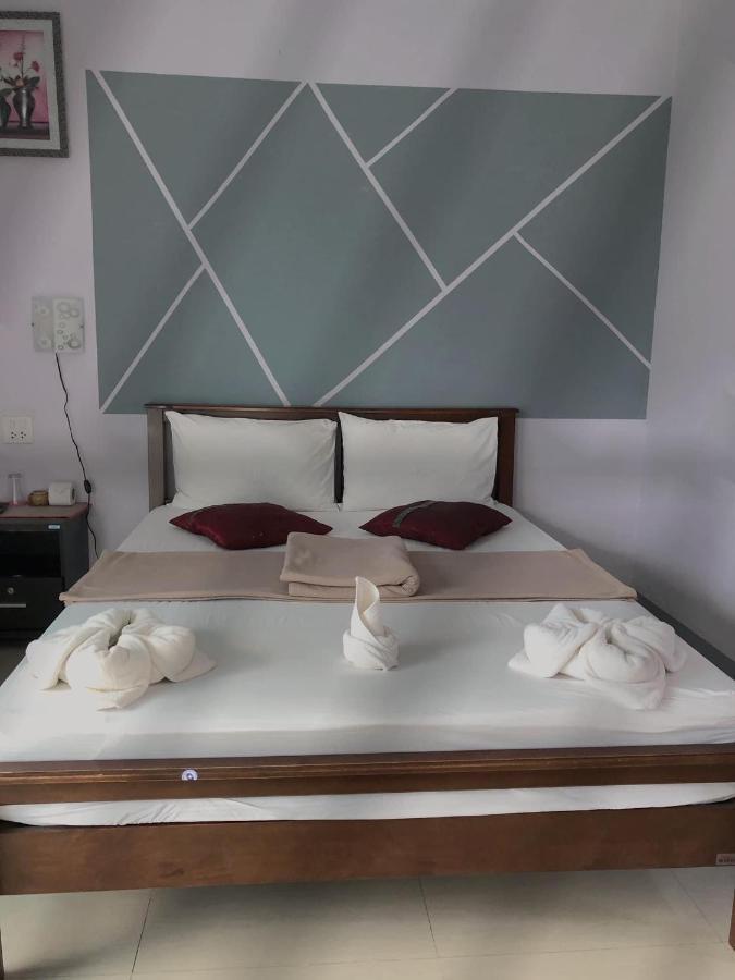 Zzeehouse Hotel Ao Nang Exterior photo