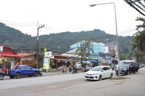 Zzeehouse Hotel Ao Nang Exterior photo